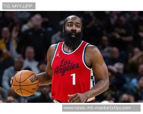 哈登四天三战展现超强表现快船战绩一胜两负引发关注